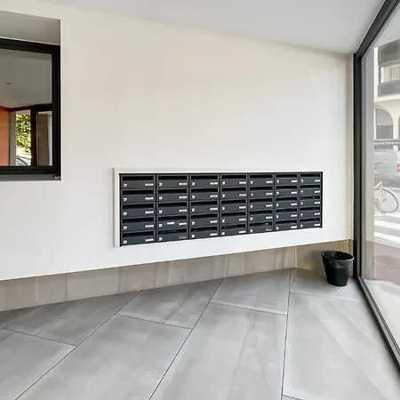 Luxurious 3-bedroom In Heart Of شقة