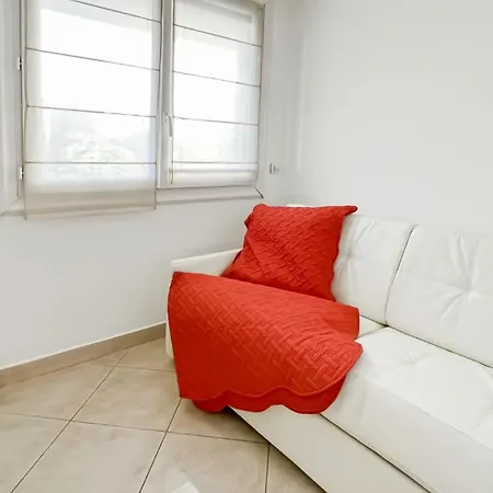 Luxurious 3-bedroom In Heart Of كان
